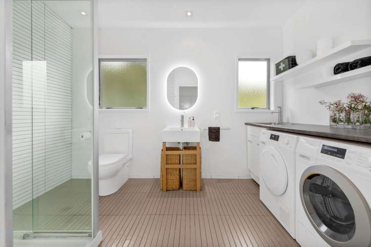 26 Crossland Place Maraetai_13