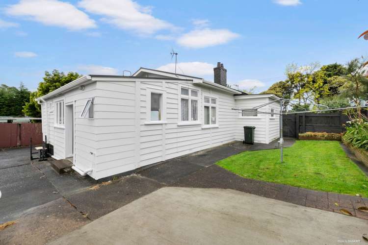 4094 Great North Road Glen Eden_2