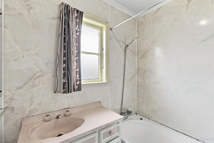 68 Marumaru Street Marton_11