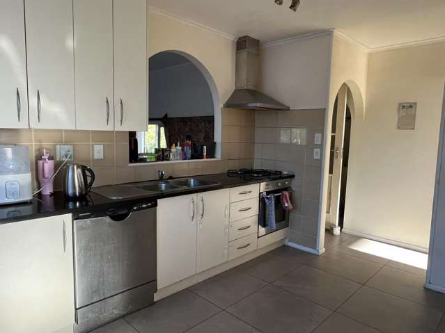 86 Tiraumea Drive Pakuranga_1