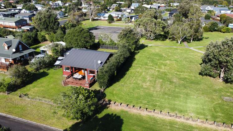 257 Kenwood Drive Matarangi_18