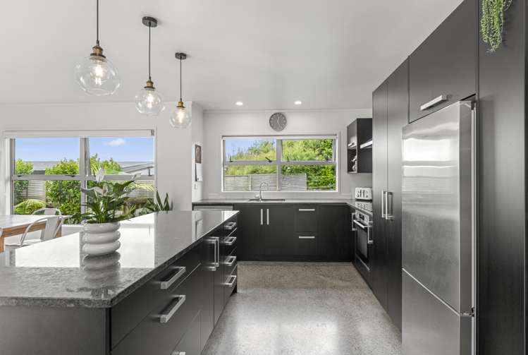 20D Manukau Road Raglan_21
