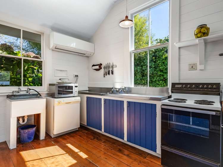 4C Shoal Beach Road Aramoana_12