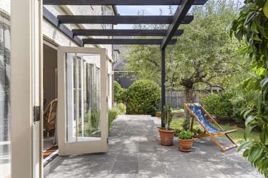 3/84 Gladstone Road_1