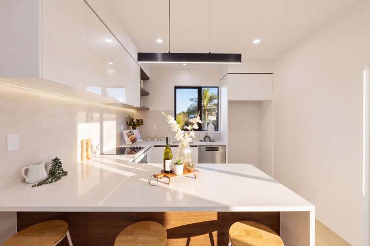 13C Meadway Sunnyhills_13