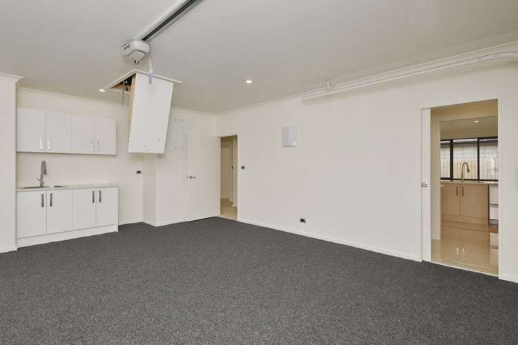 1 James Caird Lane Wigram_14