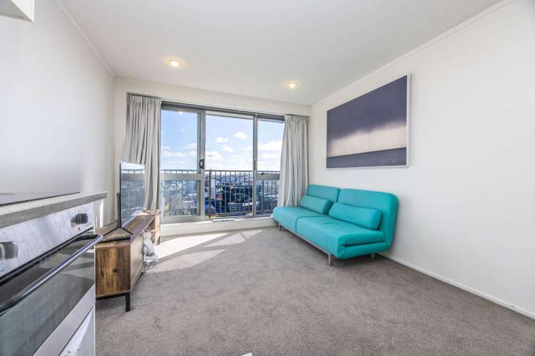 903/53 Cook Street_4