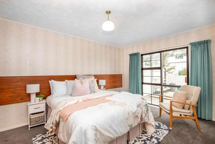 96 Oxford Street Tawa_13