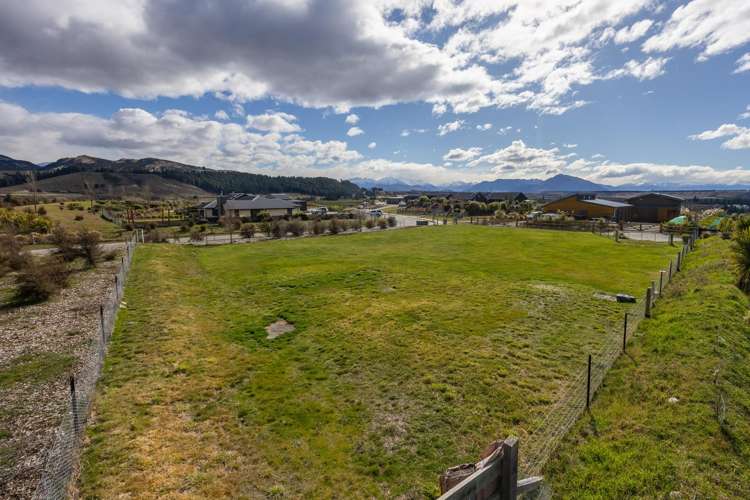 13 Jackson Rise Luggate_12