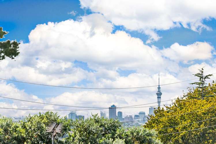 131 Mcleod Road Te Atatu South_4