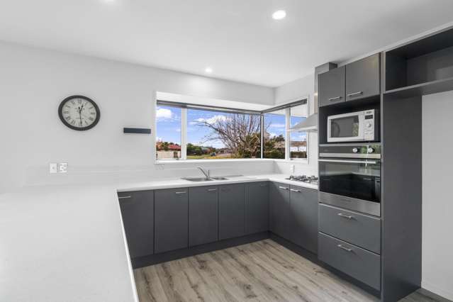 4 Paget Drive Woodend_3