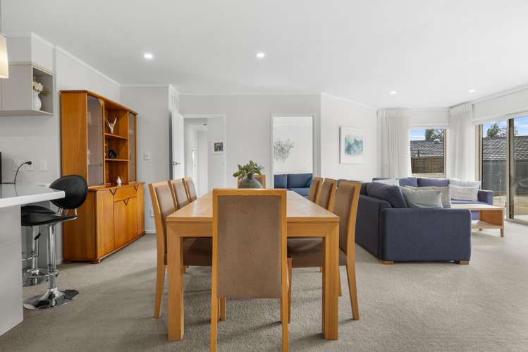 8 Rachael Place Farm Cove_9