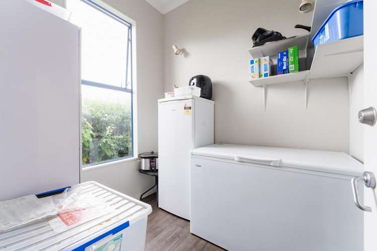 63 Law Street Caversham_12