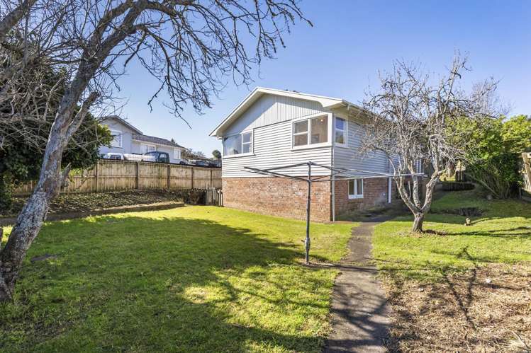 21 Hobart Crescent Wattle Downs_16