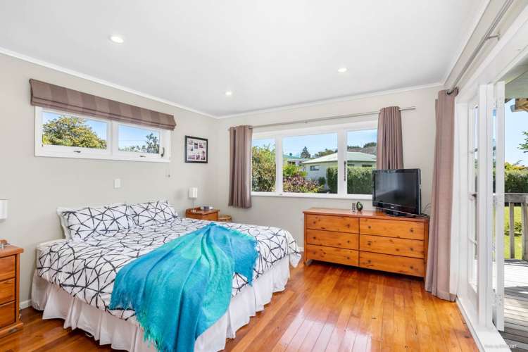 53 Golf Road New Lynn_8