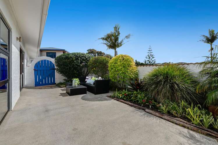 12A Eagle Place Red Beach_23