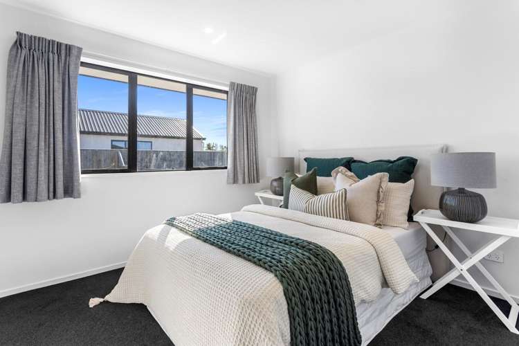 32 Plover Avenue Amberley_9