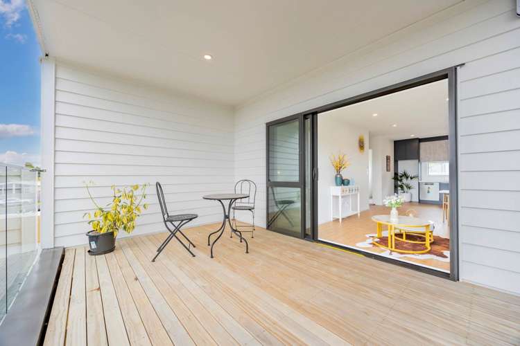 6 /3 Milich Terrace_0
