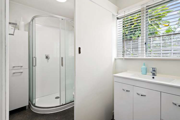 9 Aspden Place Matapouri_10