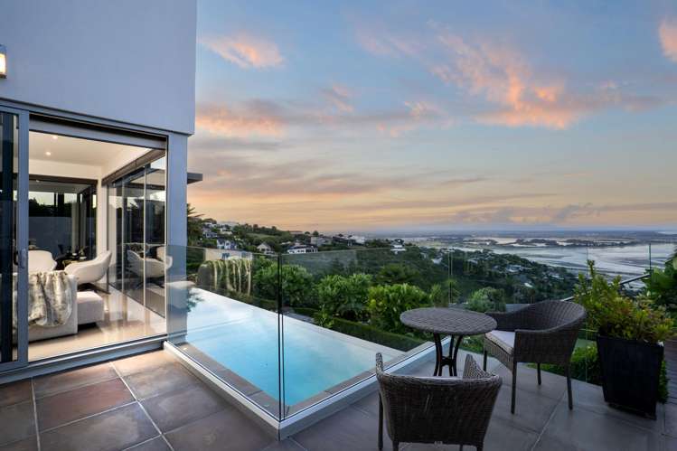 8 Avery Place Redcliffs_1