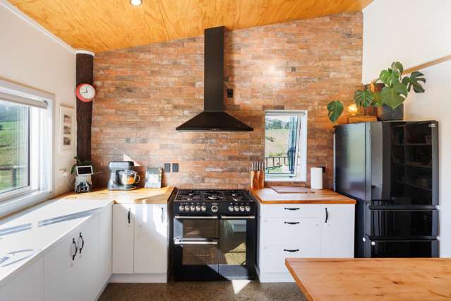 34 Highland View Drive Tokomaru_4