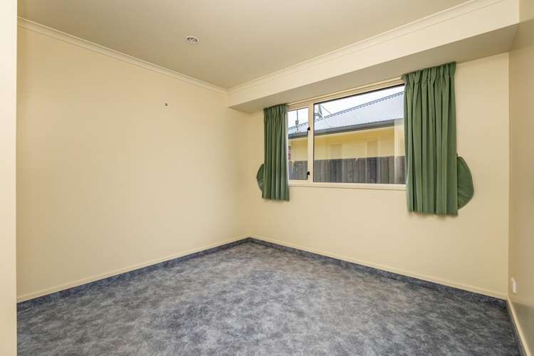 6 Alpine Close Marchwiel_27