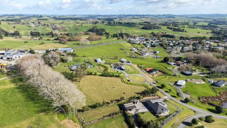 Pavel Place Kaiwaka_14