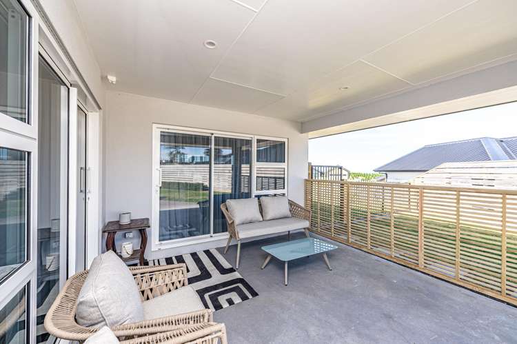 34 Tirimoana Place Otamatea_22