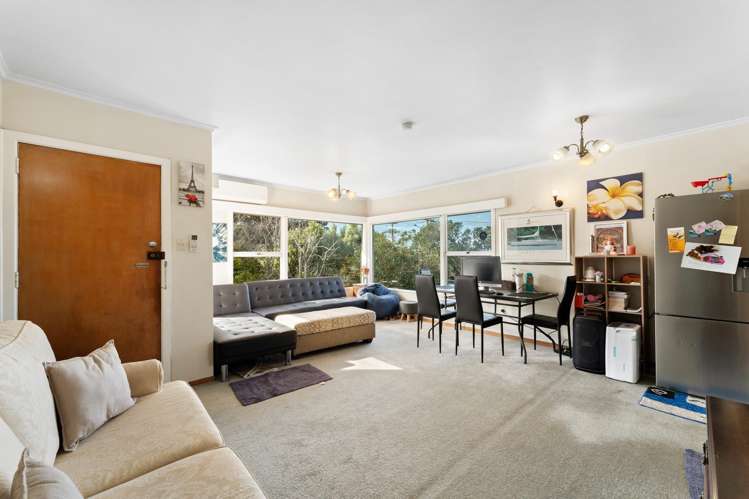 1 Marsh Avenue Forrest Hill_21