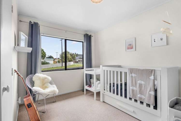 1/2 Hughes Terrace Te Atatu Peninsula_9