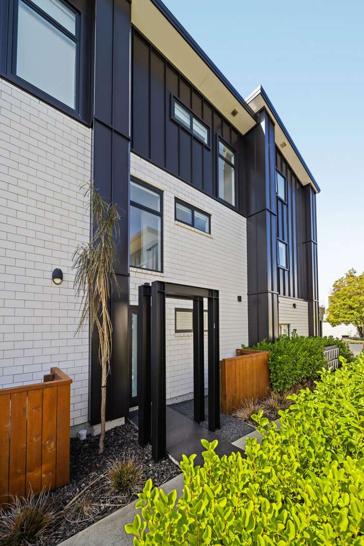 10/131 Merivale Lane Merivale_14