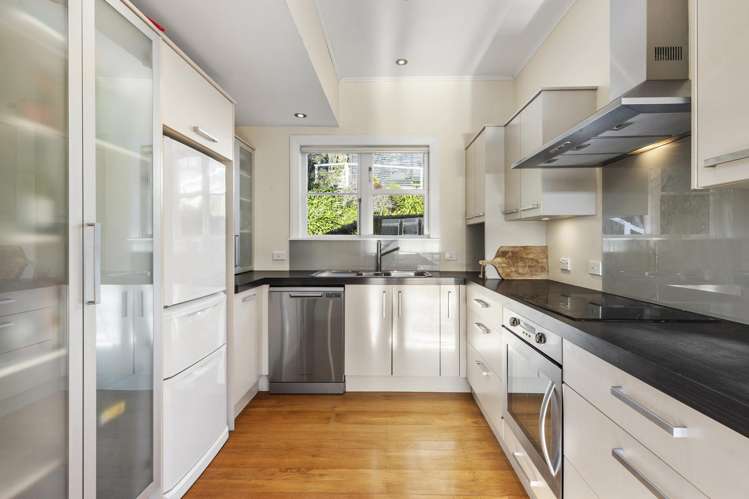 19 Bankot Crescent Ngaio_5