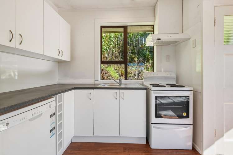 10 Tui Street_2