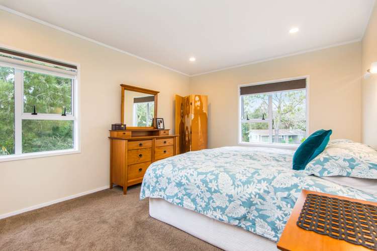 30 Taurus Crescent Beach Haven_10