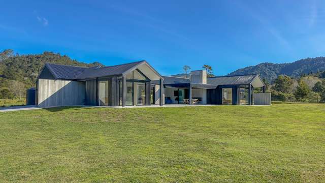 387 Wentworth Valley Road Whangamata_1