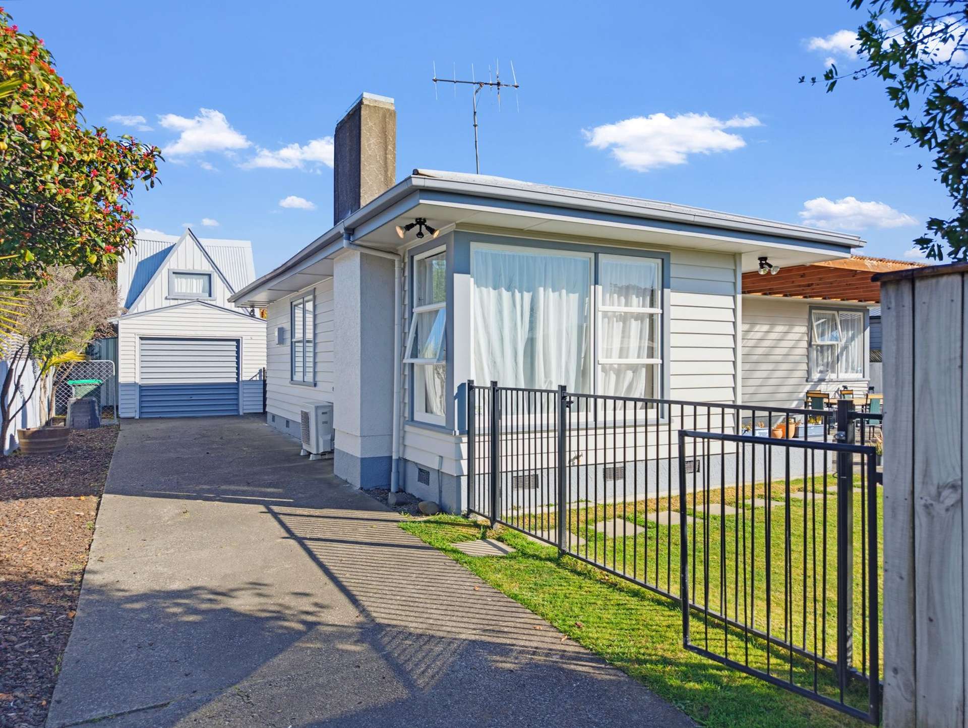 4 Exeter Crescent Pirimai_0