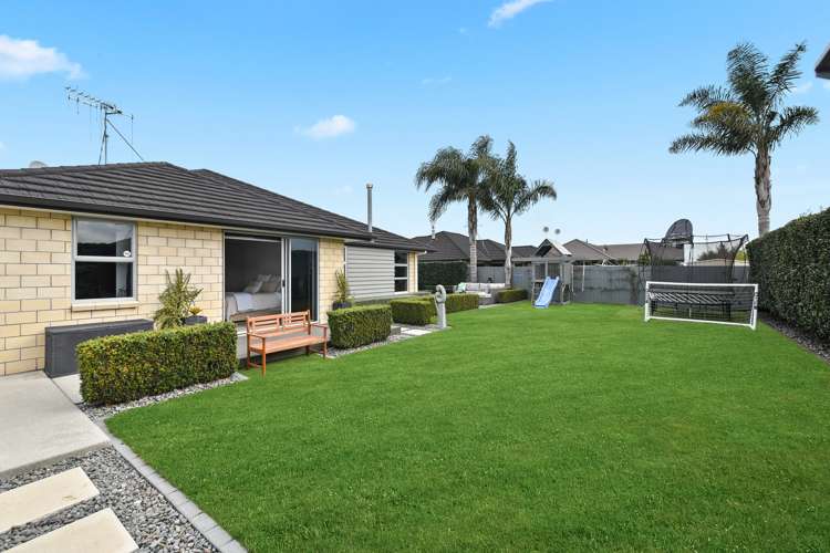 56 Moonlight Drive Rototuna North_2