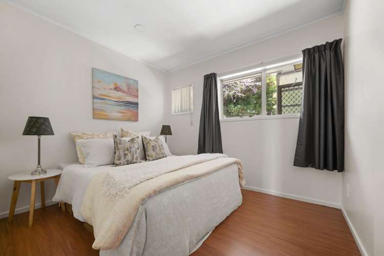 6 Prestige Place Castor Bay_8