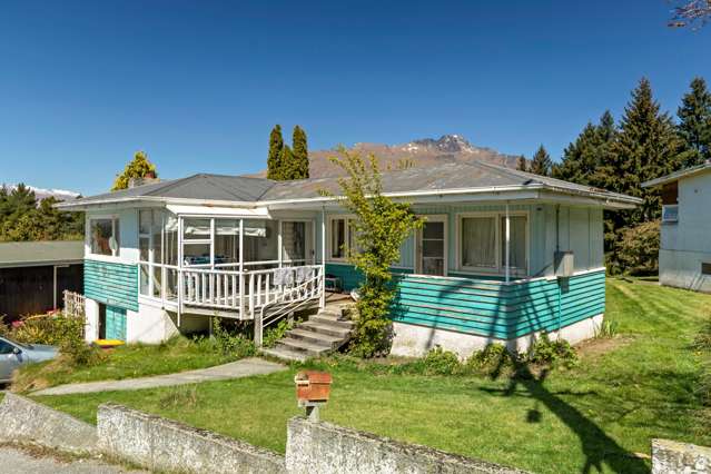 90, 92, 94 Thompson Street Queenstown_4