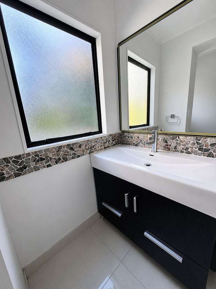 29 Bellbird Rise Murrays Bay_18