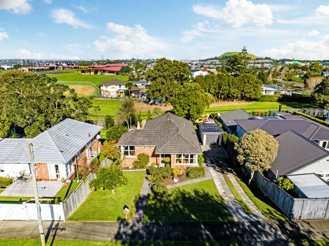 30 Weybridge Crescent Glen Innes_2