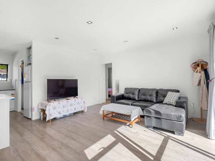 1/26 Okareka Place Pakuranga Heights_2