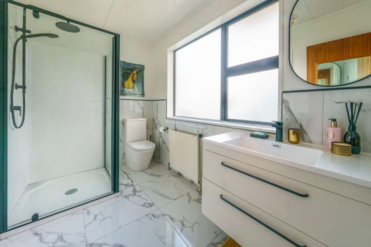 22 Aspiring Terrace Wanaka_10