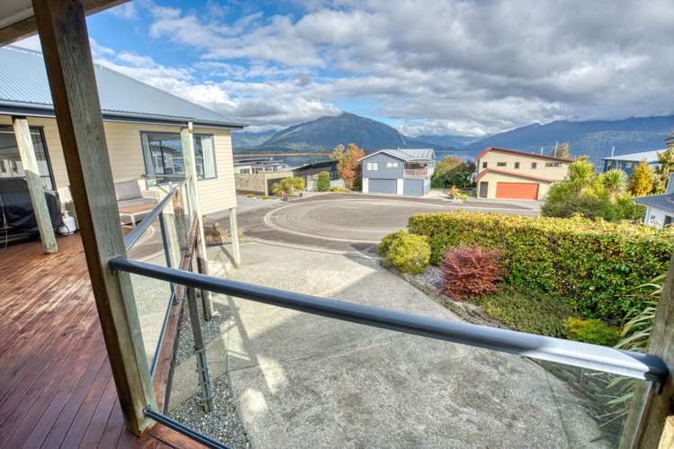 9 Ranui Place Moana_34