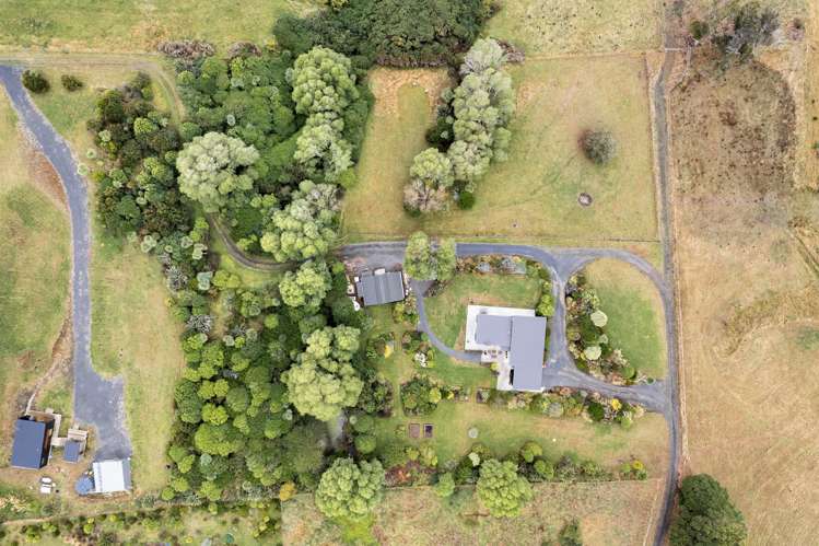 37 Settlement Hill Road Owaka_14