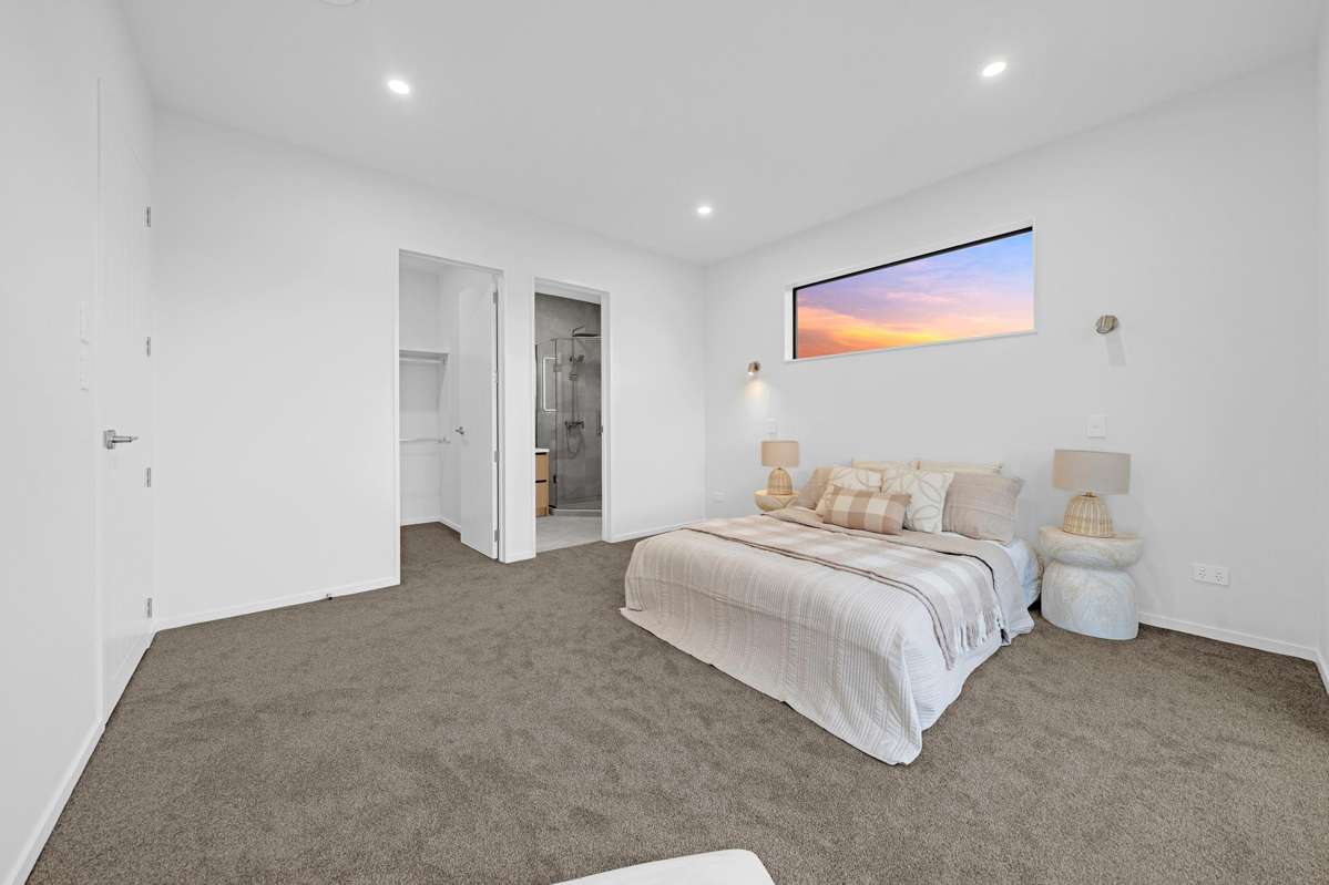 22 LEATHEM CRESCENT_1