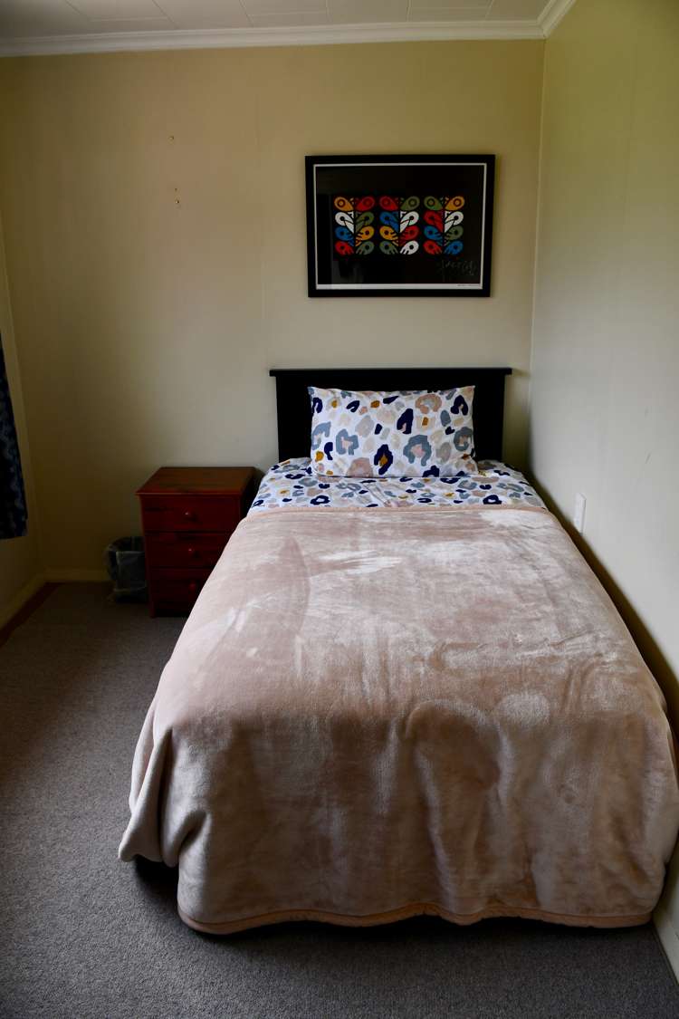 13 Wharf Road Karamea_15