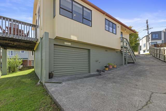 133a Vodanovich Road Te Atatu South_1