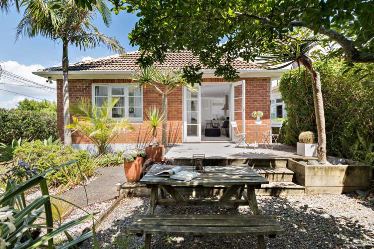 2 Moata Road One Tree Hill_0