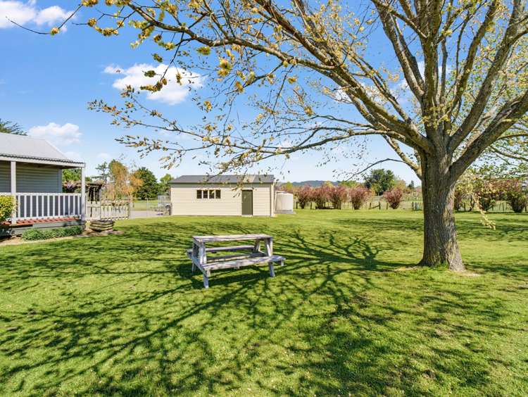 143 Elsthorpe Road Otane_24